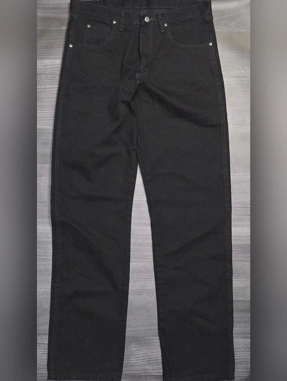 Wrangler Rugged Wear® Relaxed Fit Jean Black size 33x34 NWT